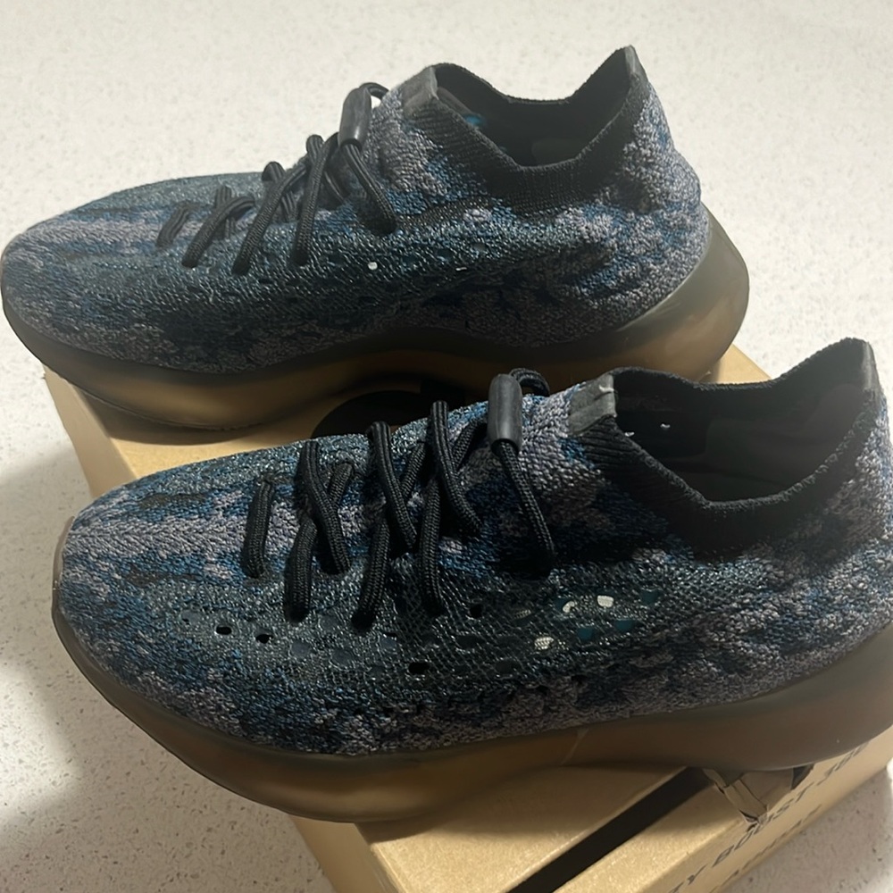 Yeezy boost 380